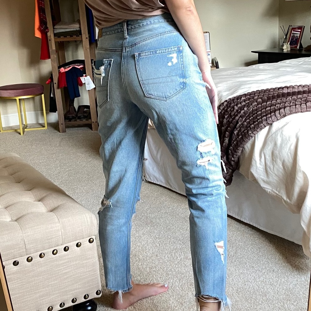 American Eagle High Rise Super Distressed Mom Jean - Picture 2 of 4